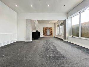 Open plan salon/showroom/reception- click for photo gallery